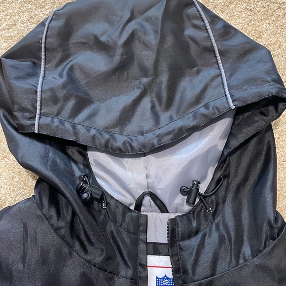 Raiders NFL Jacket - Picture 5 of 6